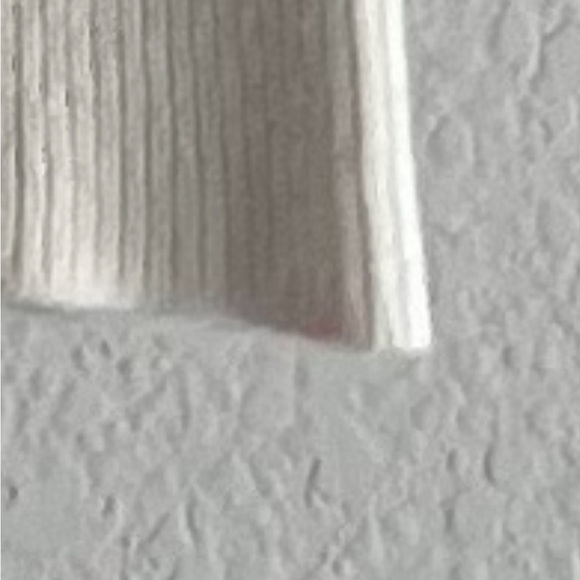 Aritzia Wilfred arbor sweater - Picture 11 of 11